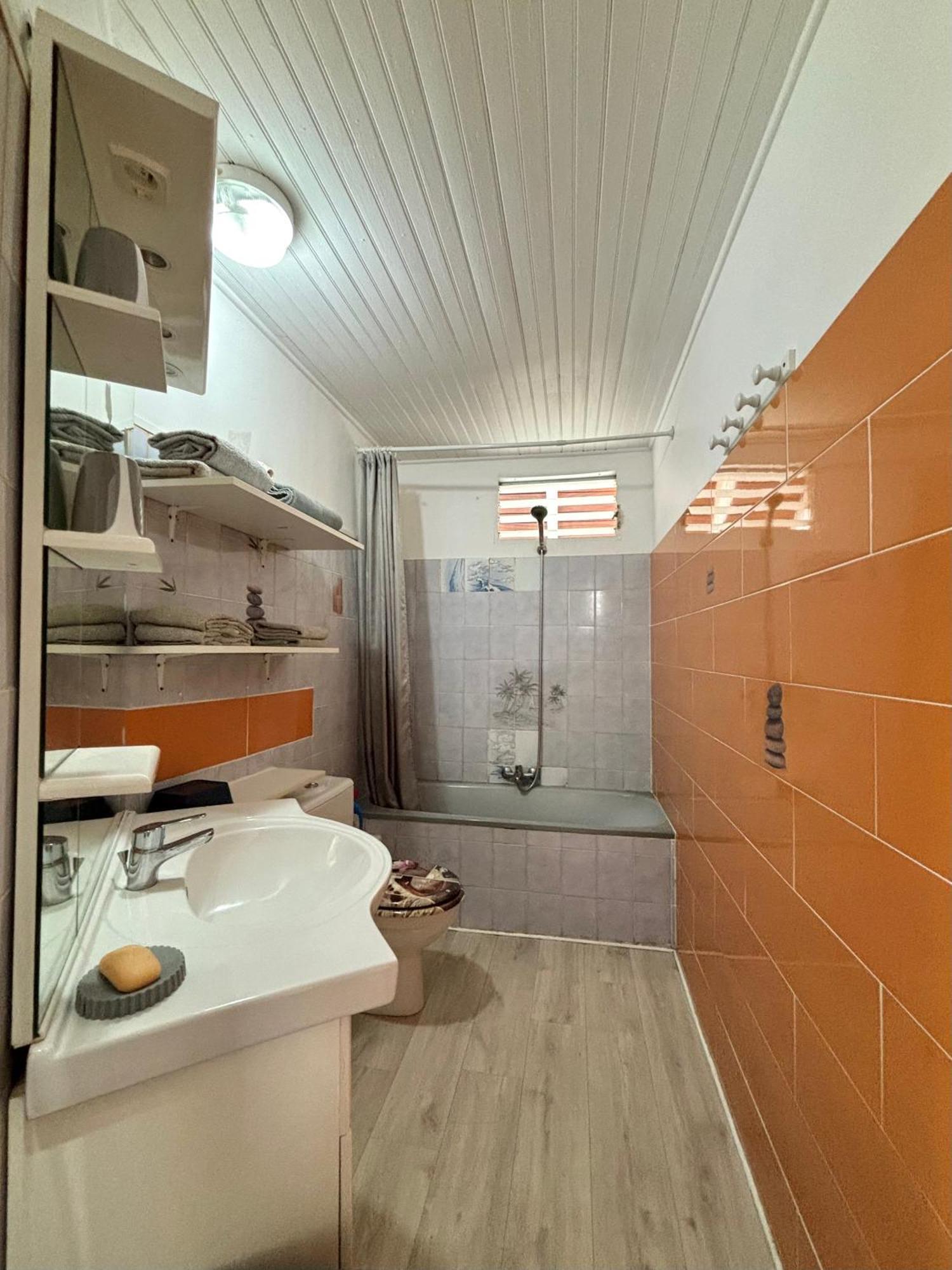 Le Nid De Lorhila - Jacuzzi, Piscine, Plage Sainte-Anne (Grande-Terre) Exterior foto